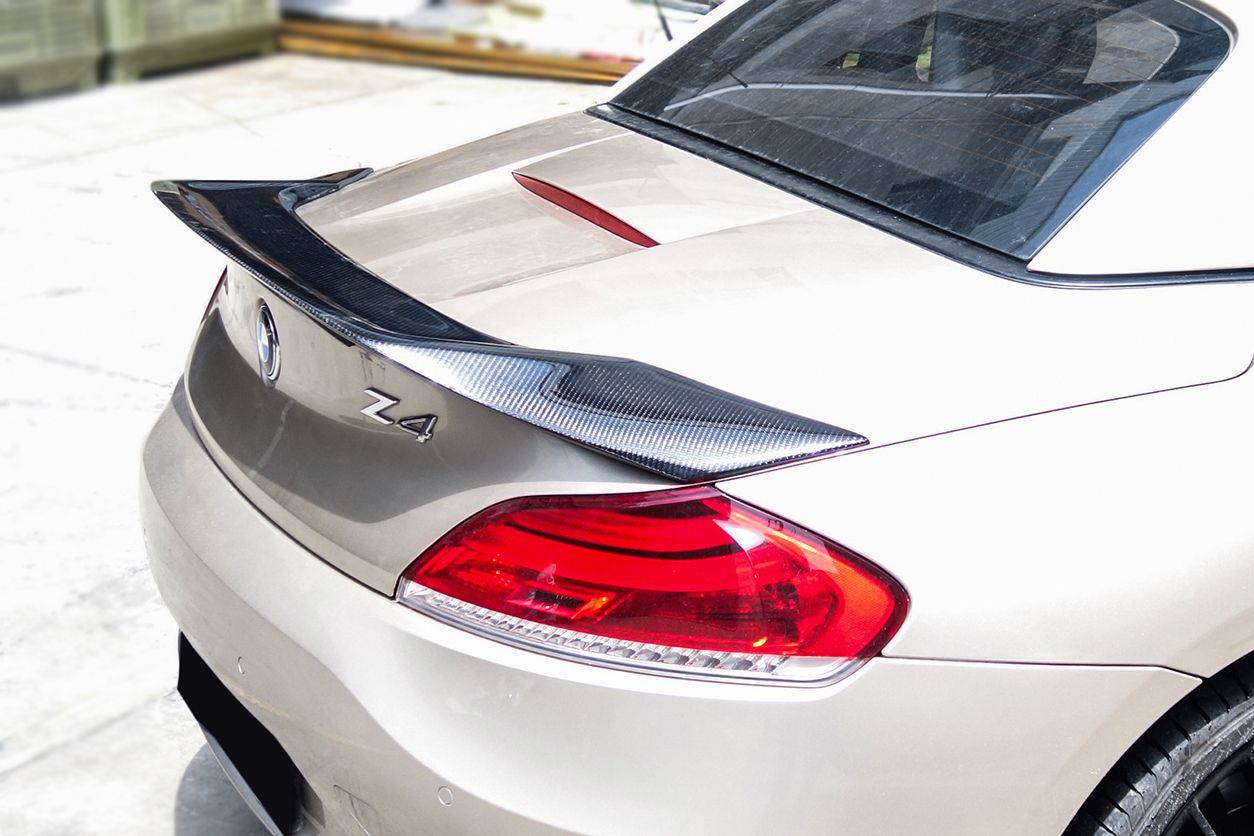 2009-2016 BMW Z4 E89 RT Style Carbon Fiber Trunk Spoiler - Carbonado