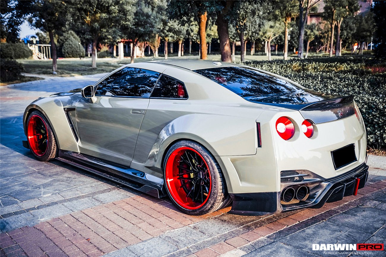 2008 - 2022 Nissan GTR R35 CBA & DBA & EBA BKSSII Style Rear Bumper with Diffuser & LED Light