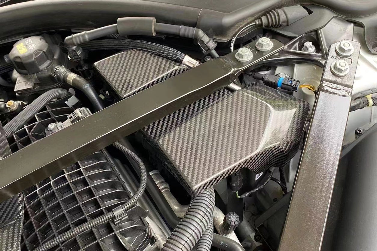 2021-2025 BMW M3 G80 M4 G82 G83 DRY Carbon Fiber Fuse Cover