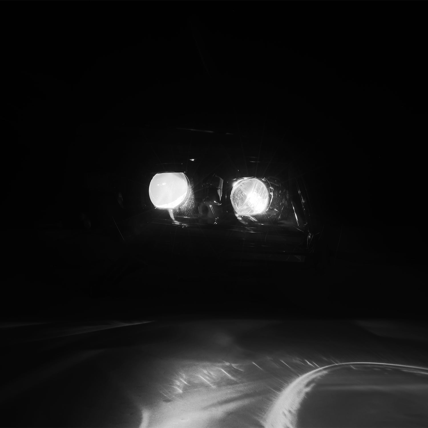 03-09 Toyota 4Runner LUXX-Series LED Projector Headlights Alpha-Black | AlphaRex