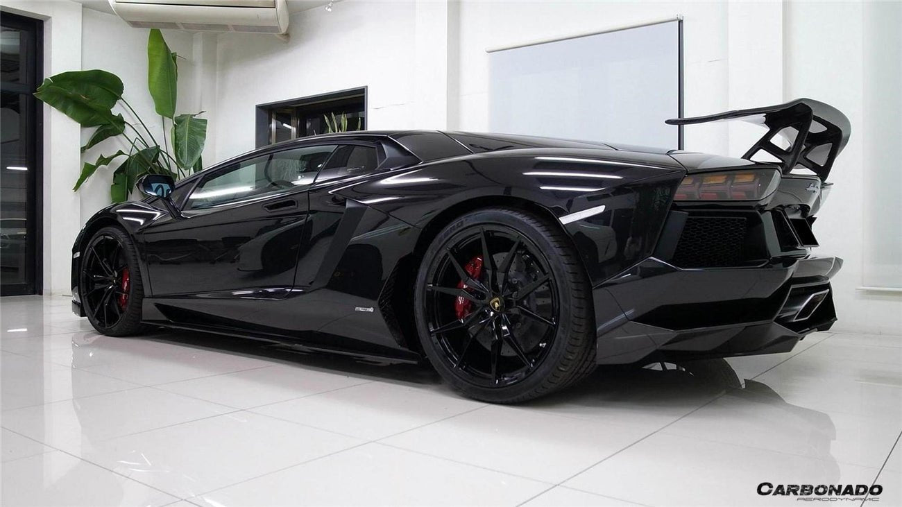 2011-2016 Lamborghini Aventador DC Style Carbon Fiber Side Skirts