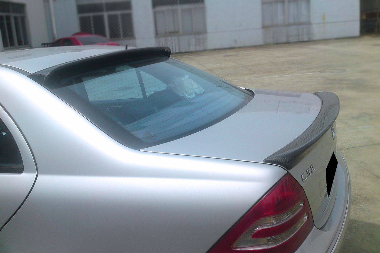 2001-2007 Mercedes Benz W203 C Class BS Style Trunk Spoiler - Carbonado