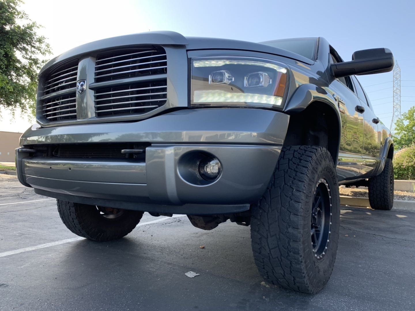 06-08 Dodge Ram LUXX-Series LED Projector Headlights Black | AlphaRex