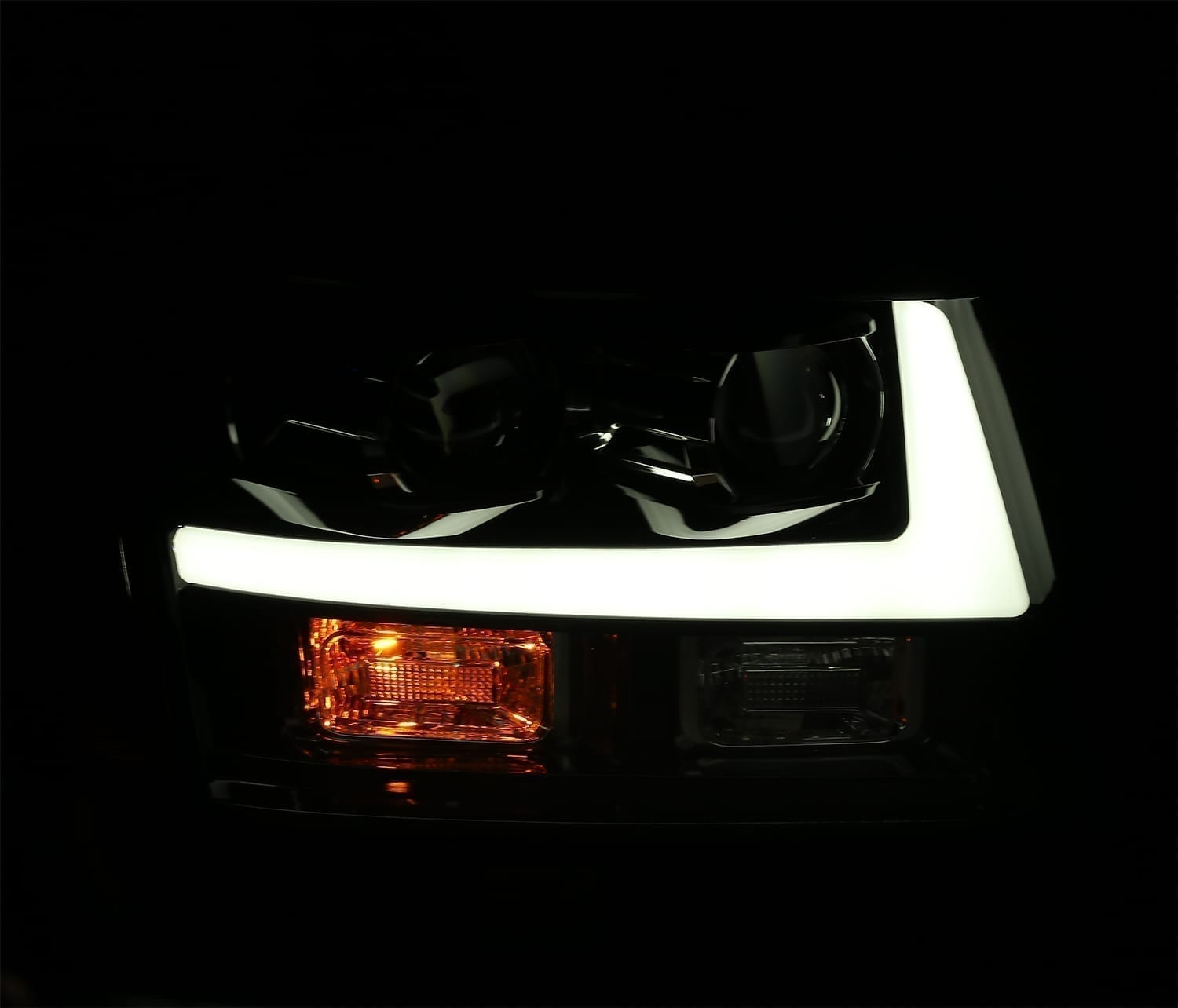 07-14 Chevrolet Tahoe/Suburban/07-13 Avalanche MK II PRO-Series Halogen Projector Headlights Black | AlphaRex