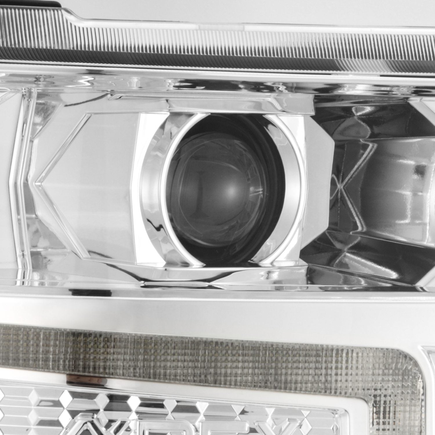 16-18 Chevrolet Silverado 1500 LUXX-Series LED Projector Headlights Chrome | AlphaRex