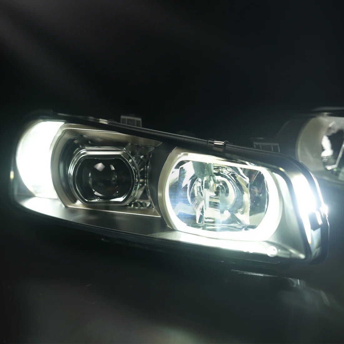 Nissan Skyline R34 BNR34 ER34 ENR34 HR34 Projector LED Headlights 1998-2002