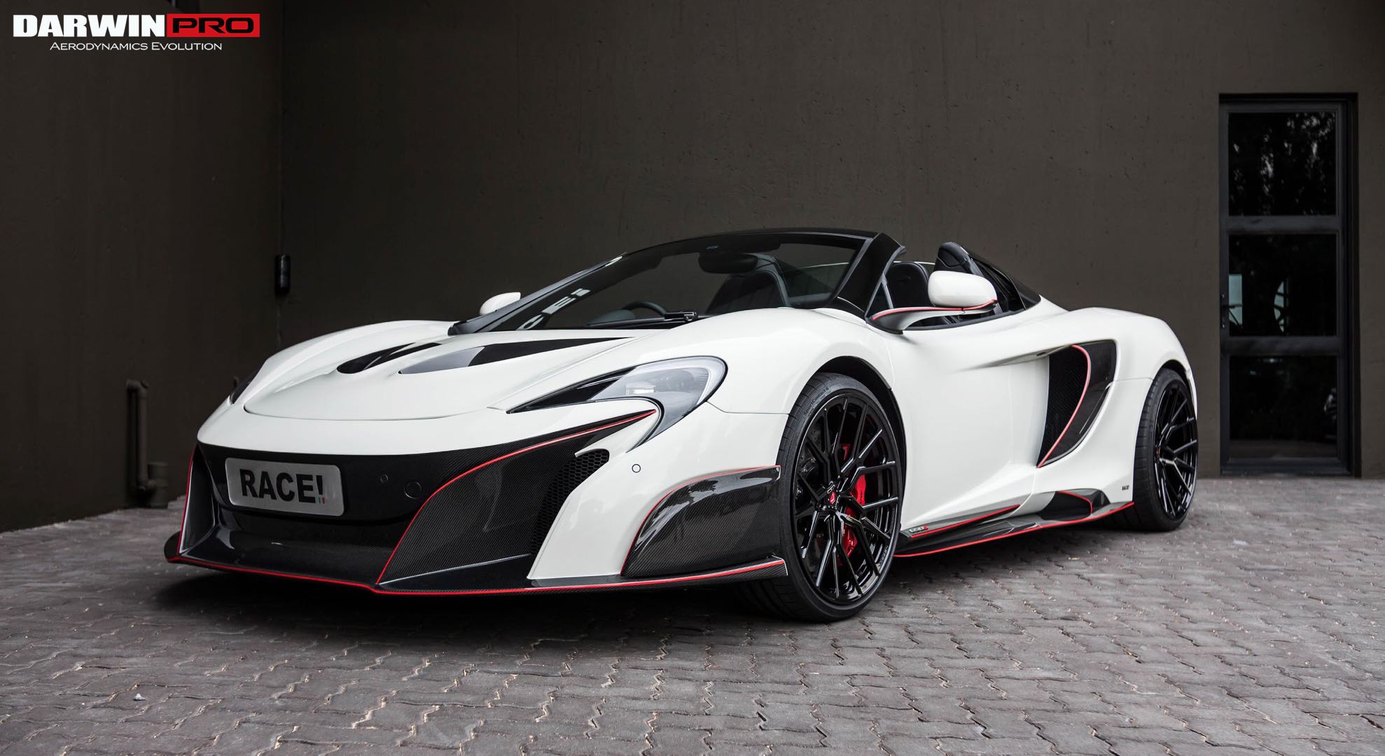 2011 - 2014 McLaren MP4 12C 675LT Style Front Bumper & Fender