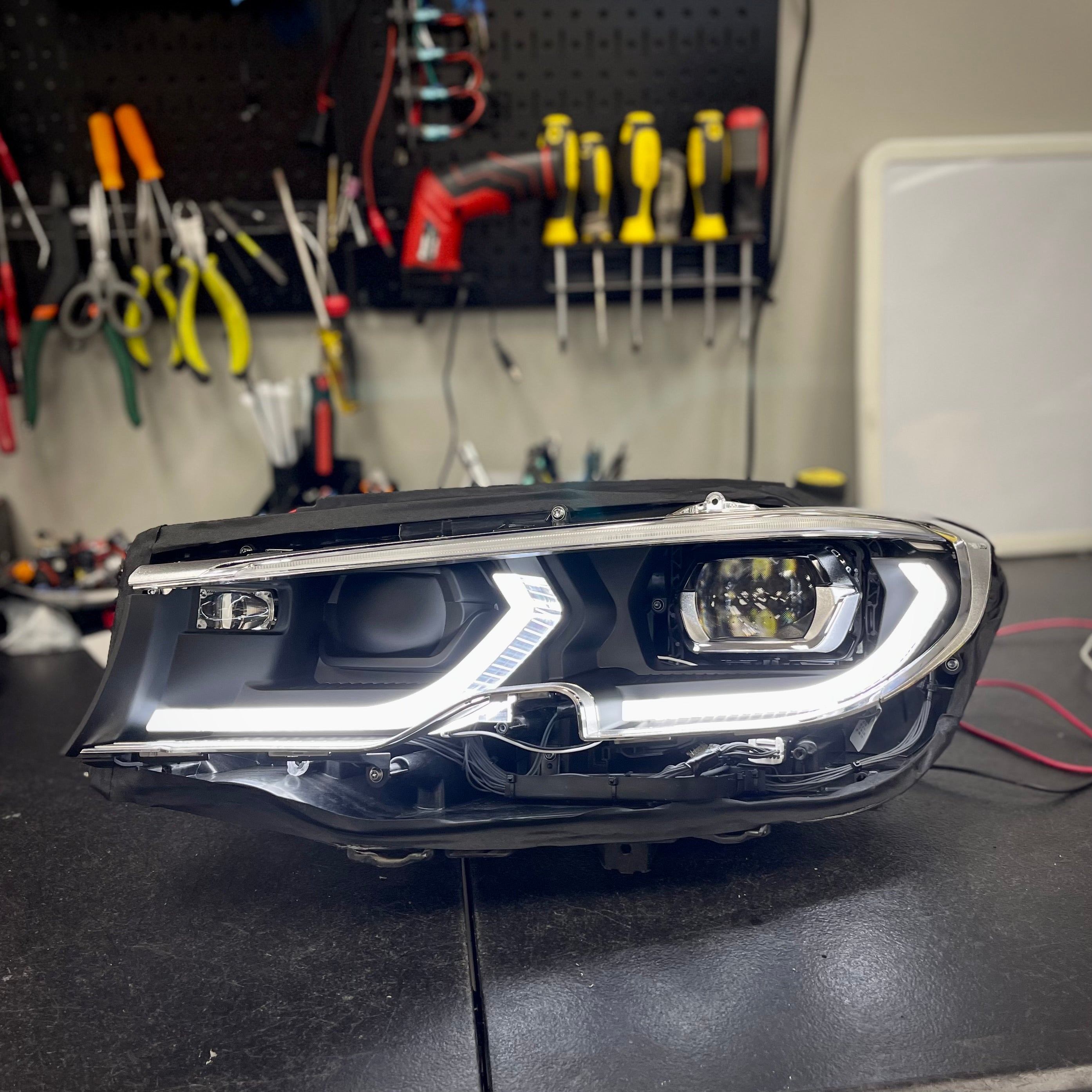 G20 3 Series Sedan CSL Laser Style Headlight Retrofit (2019 - 2022 Non-Laser Only)