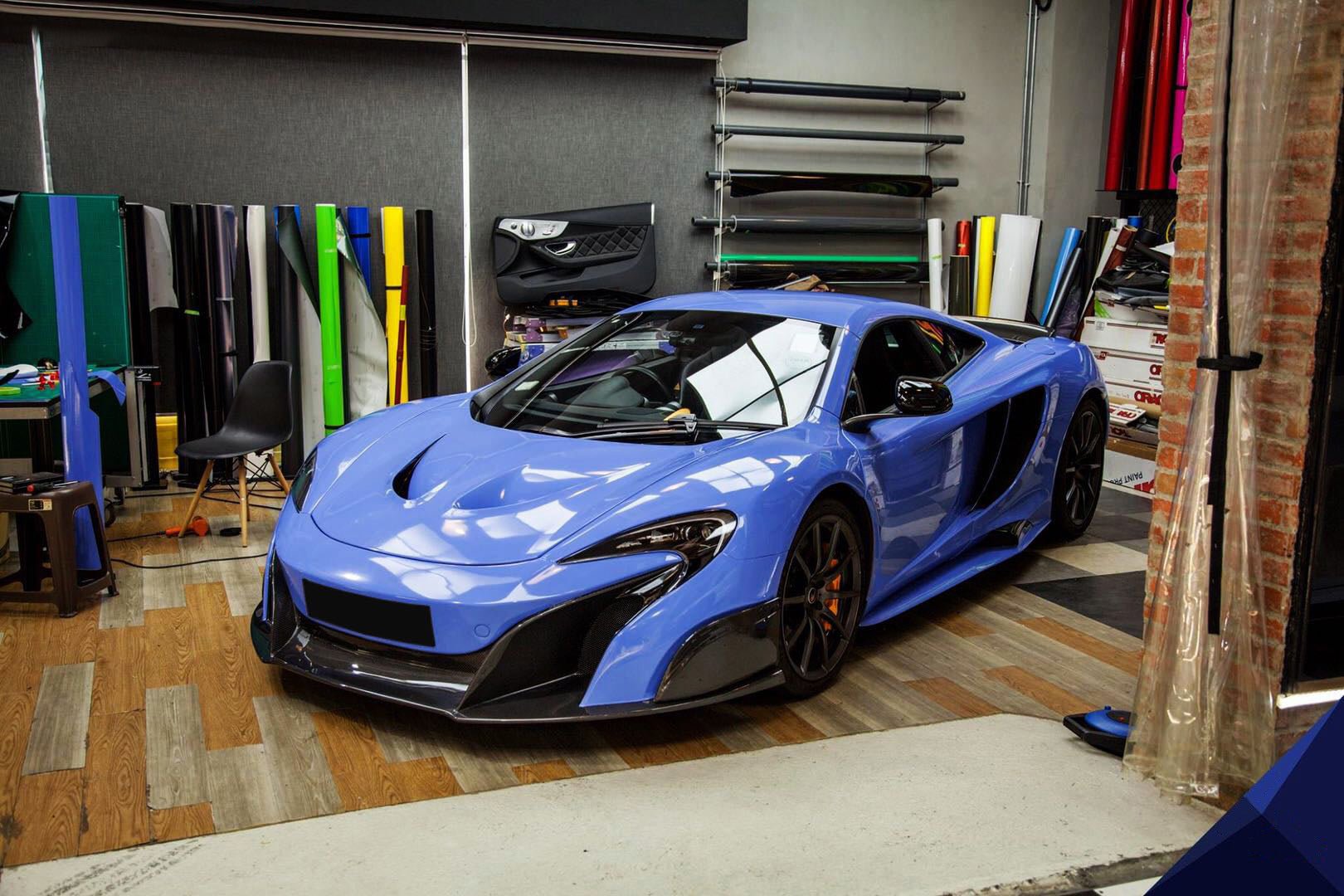 2011 - 2014 McLaren MP4 12C 675LT Style Front Bumper & Fender