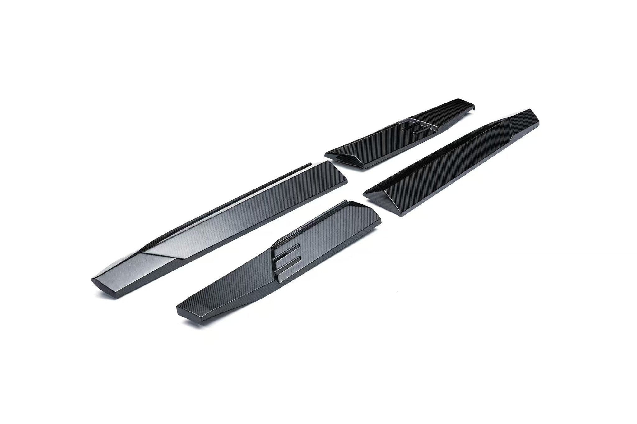 BMW XM G09 LD Style Dry Carbon Fiber Side Skirts With Under Board 2023-2026