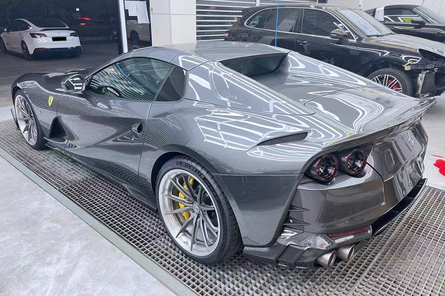 Ferrari 812 GTS MSY Style Dry Carbon Fiber Trunk Spoiler 2019-2026