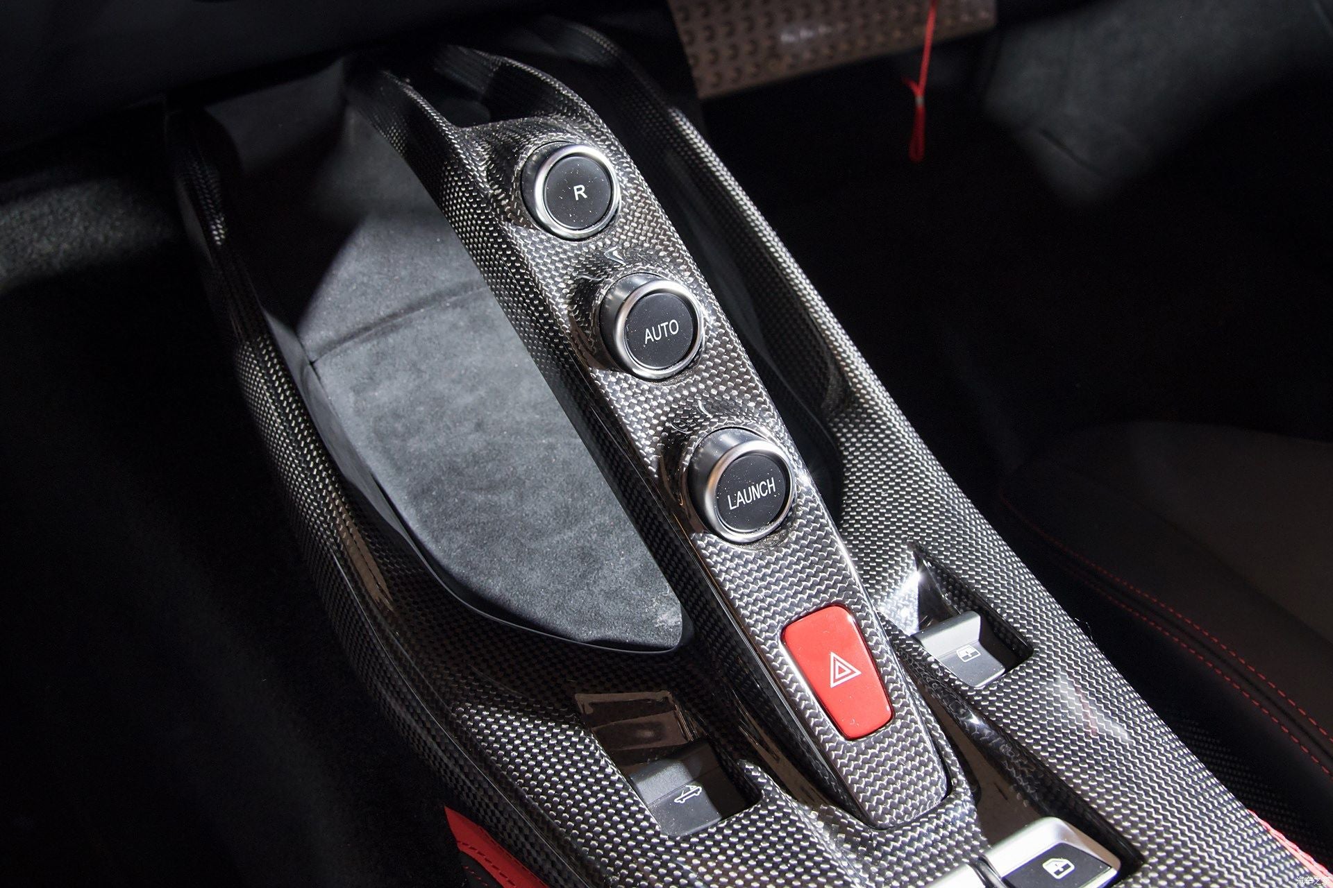 2017-2024 Ferrari 812 Superfast & GTS OE Style Dry Carbon Fiber Bridge Support & Windows Switches Panel - Carbonado