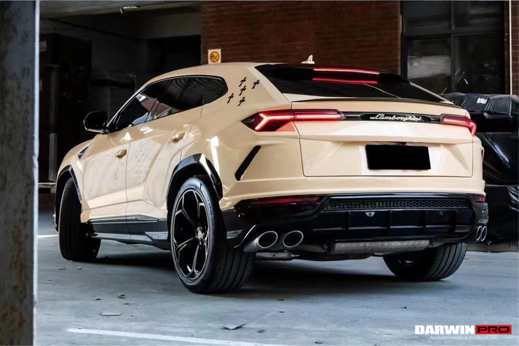 2018 - 2024 Lamborghini URUS Convert Performante Style Side Skirts