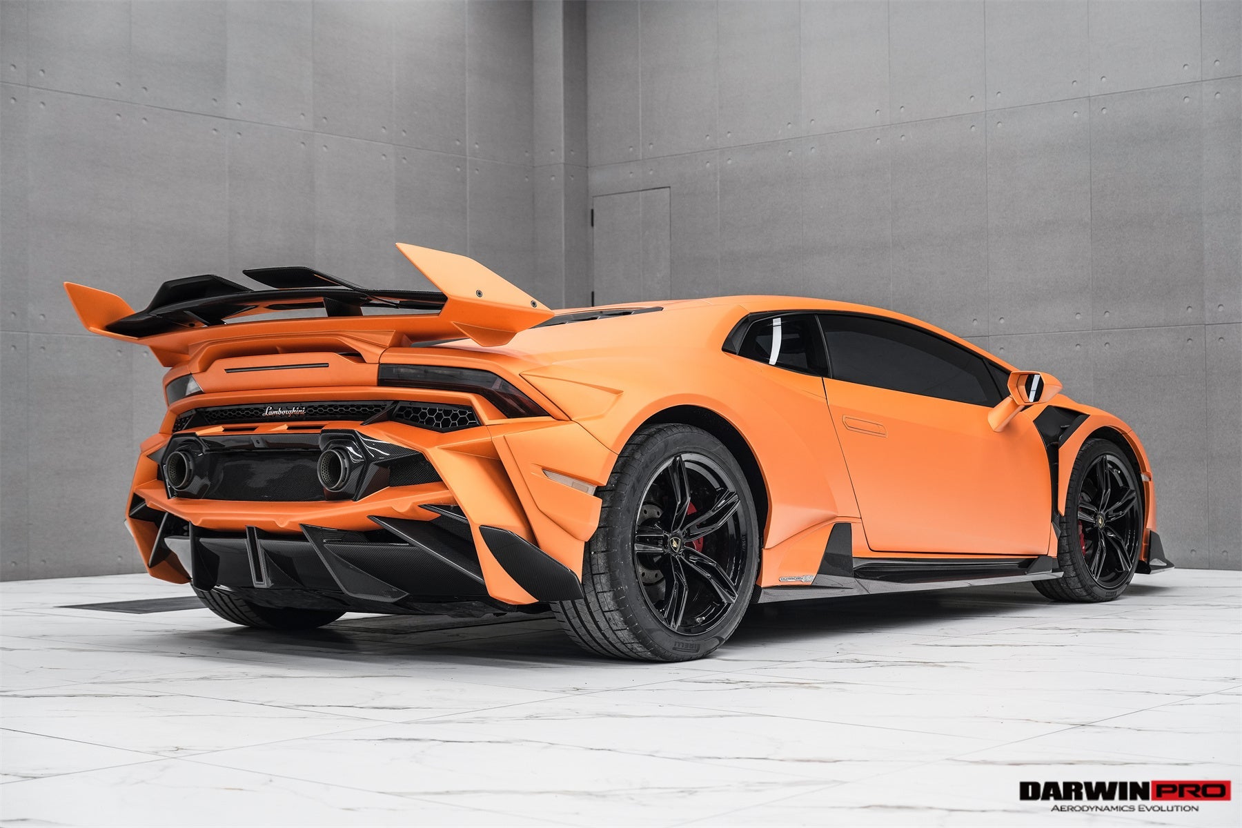 Lamborghini Huracan LP610 / LP580 BKSSII Style Carbon Fiber Rear Bumper 2015-2019