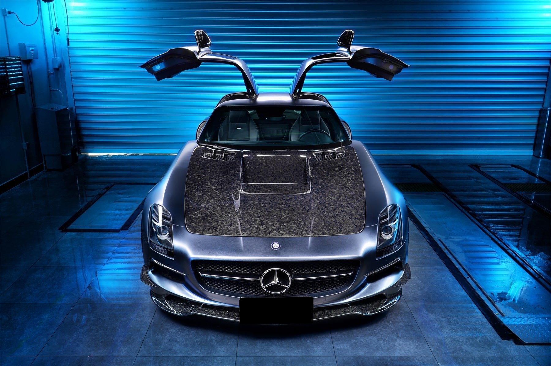 2010 - 2015 Mercedes Benz W197 SLS AMG BKSS Style Carbon Fiber Hood