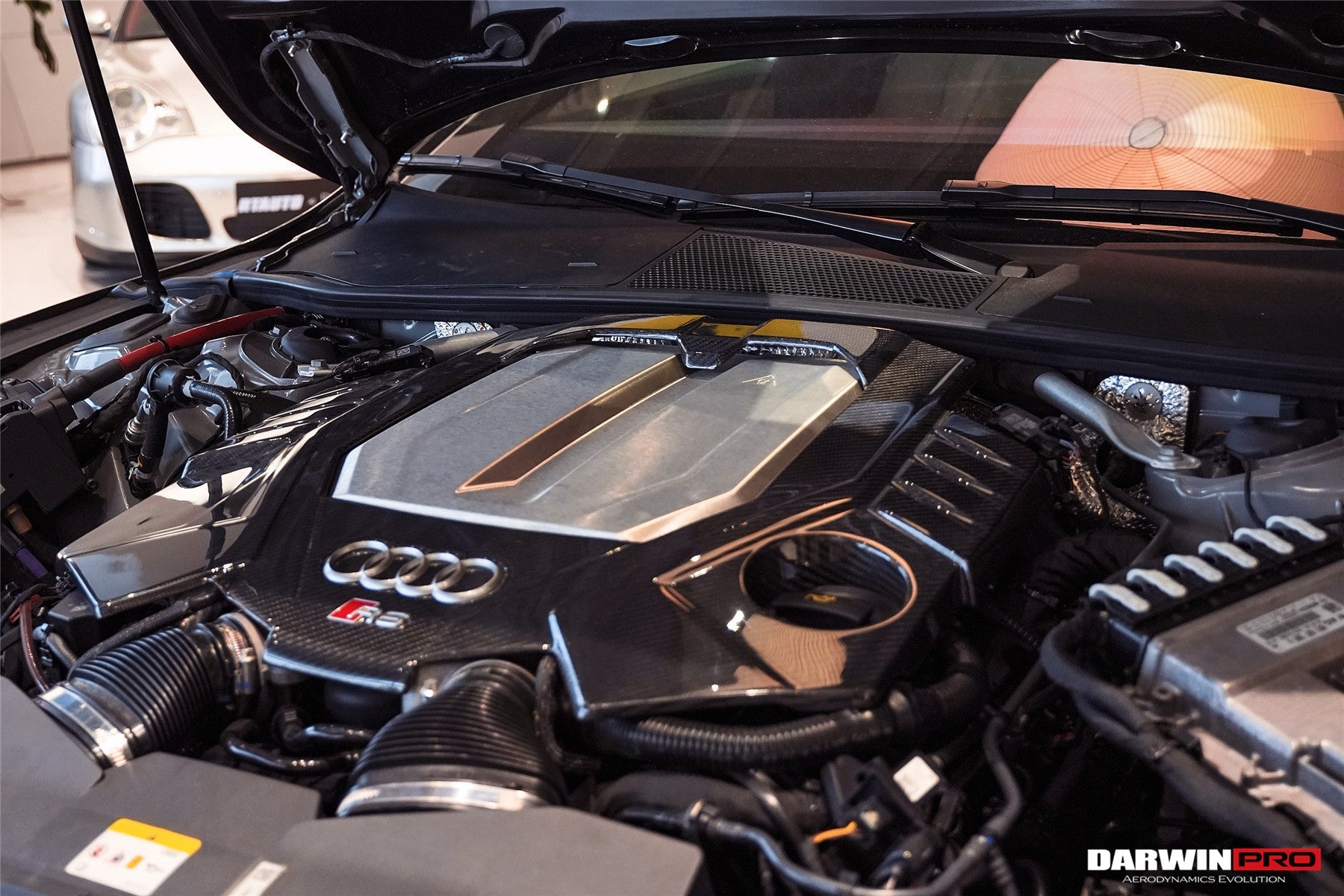 2019 - 2025 Audi RS6 Avant C8 & RS7 C8 Quattro OEM Style Dry Carbon Fiber Engine Cover Replacement