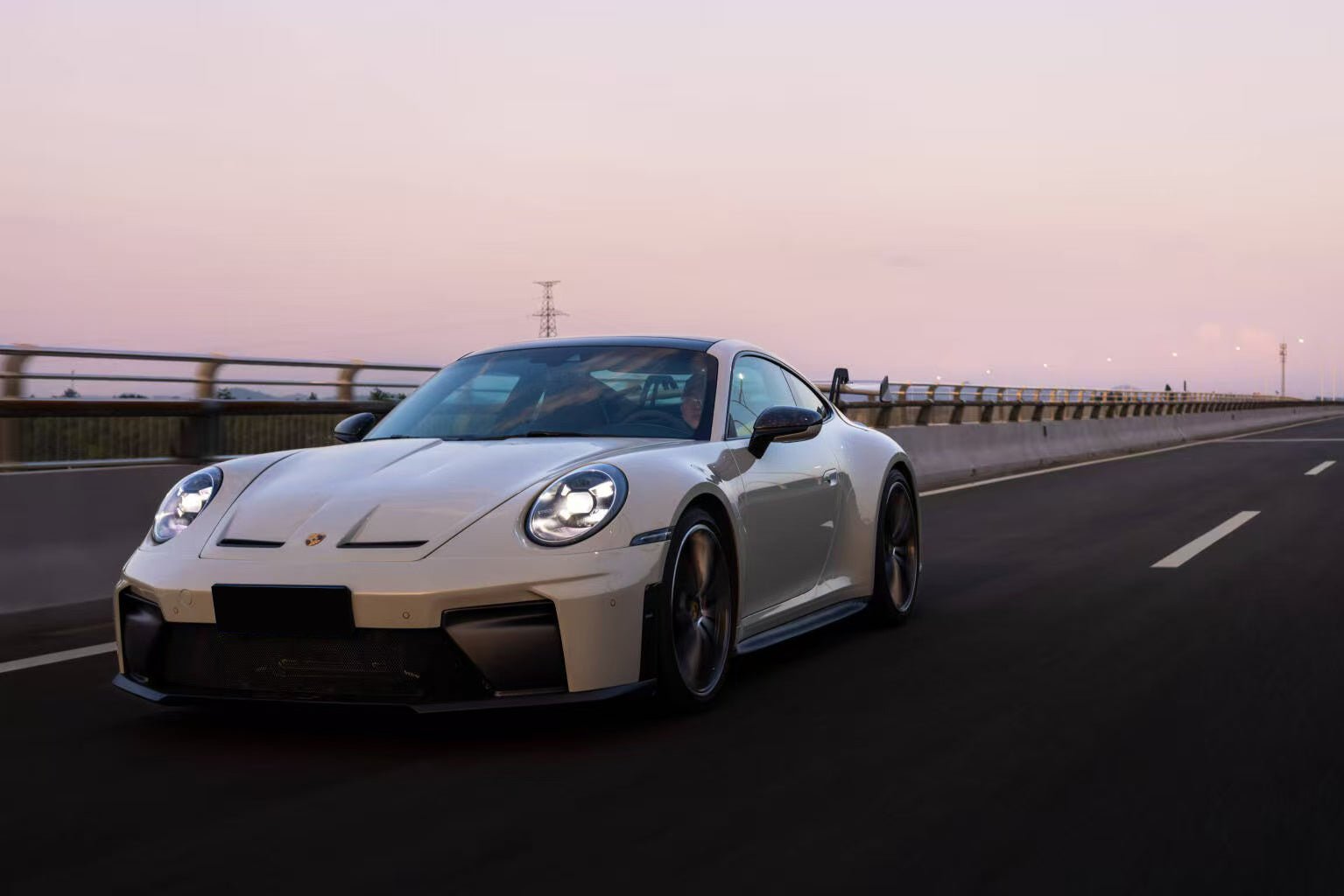 Porsche 911 992.1 Carrera GT3 Style Facelift Front Bumper 2019-2024