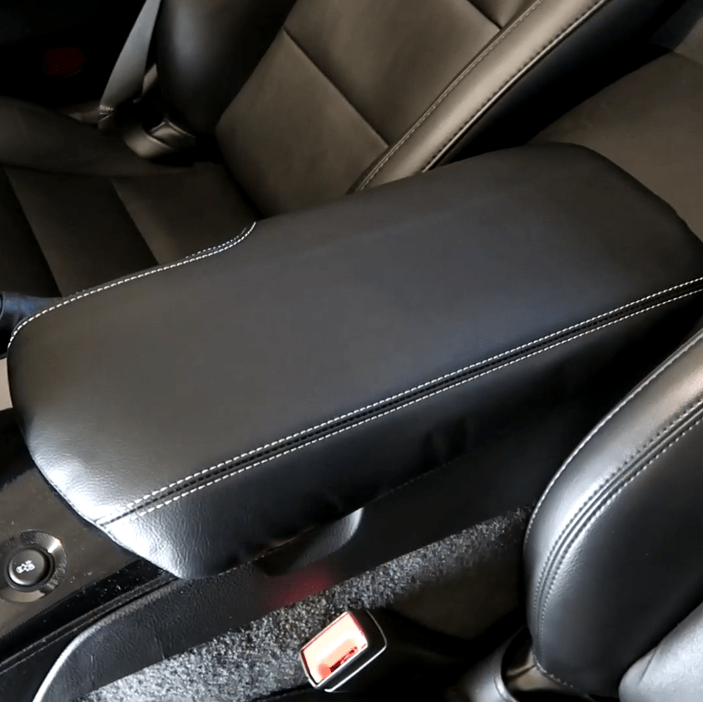 Corvette C6 Center Console Lid Armrest Cover