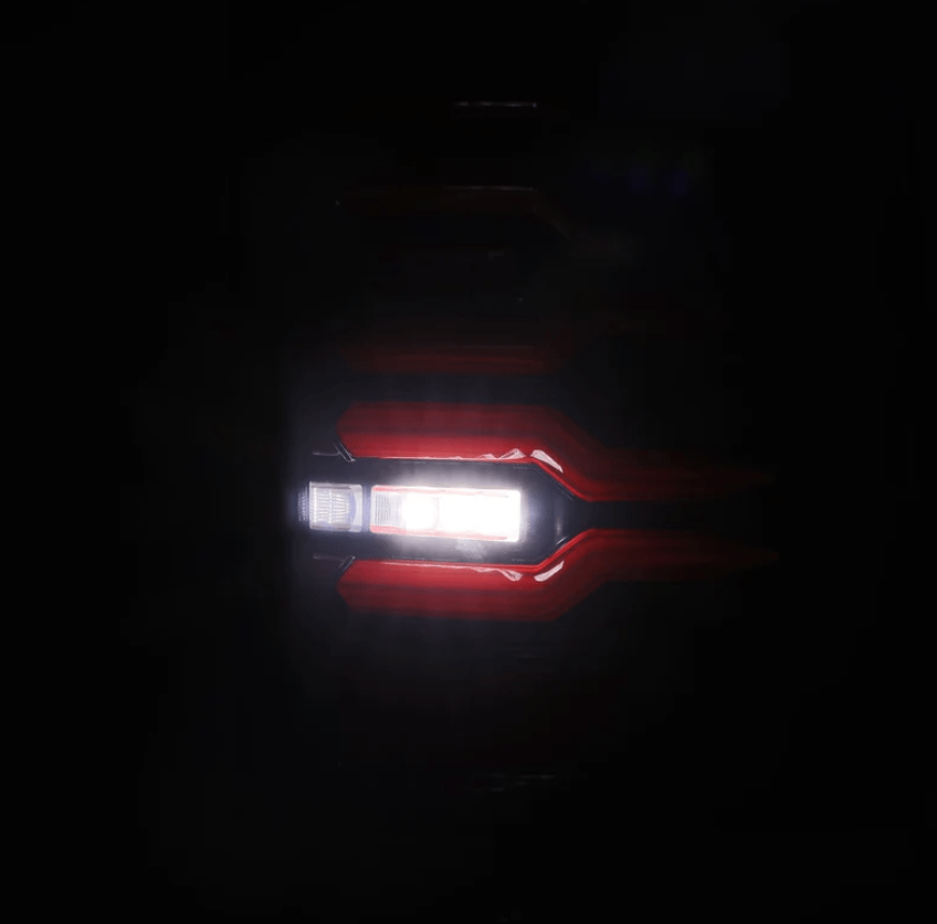 Chevrolet Silverado LUXX-Series LED Tail Lights 2007-2013