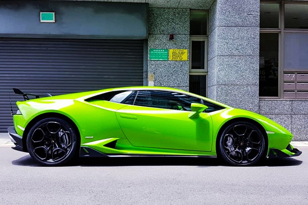 2015 - 2019 Lamborghini Huracan LP610&LP580 AO Style Carbon Fiber Side Skirts Under Board