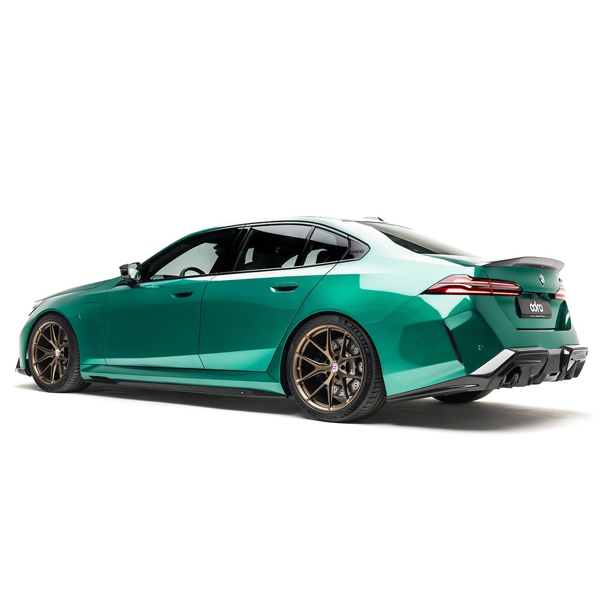 BMW G90 M5 Carbon Fiber Side Skirts 2025