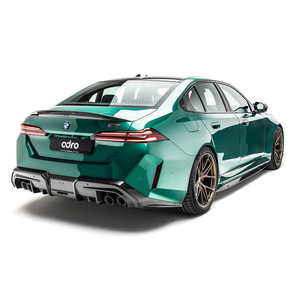 BMW G90 M5 Carbon Fiber Side Skirts 2025