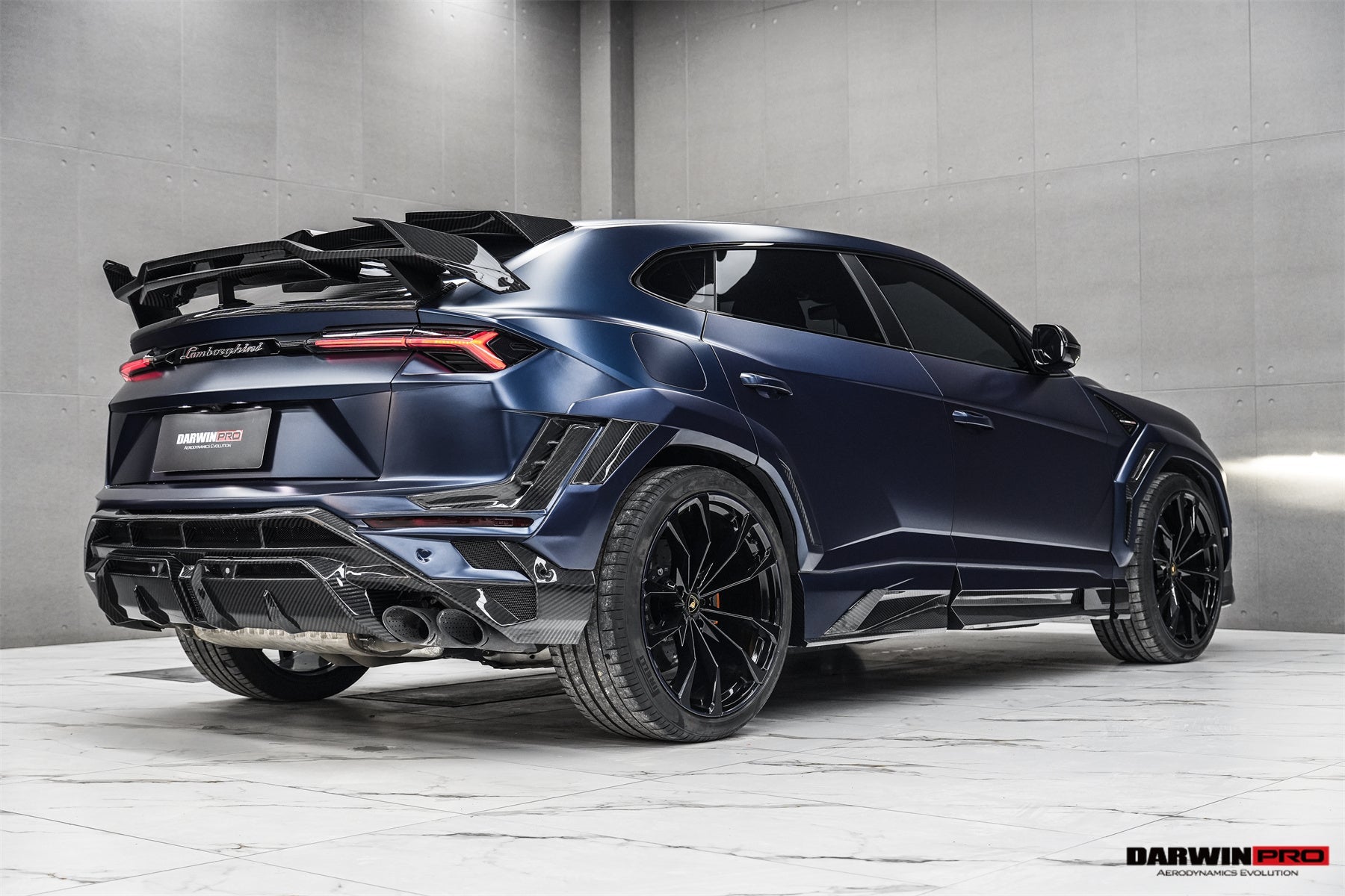 2018 - 2022 Lamborghini URUS BKSS Part Carbon Fiber Wide Body Kit