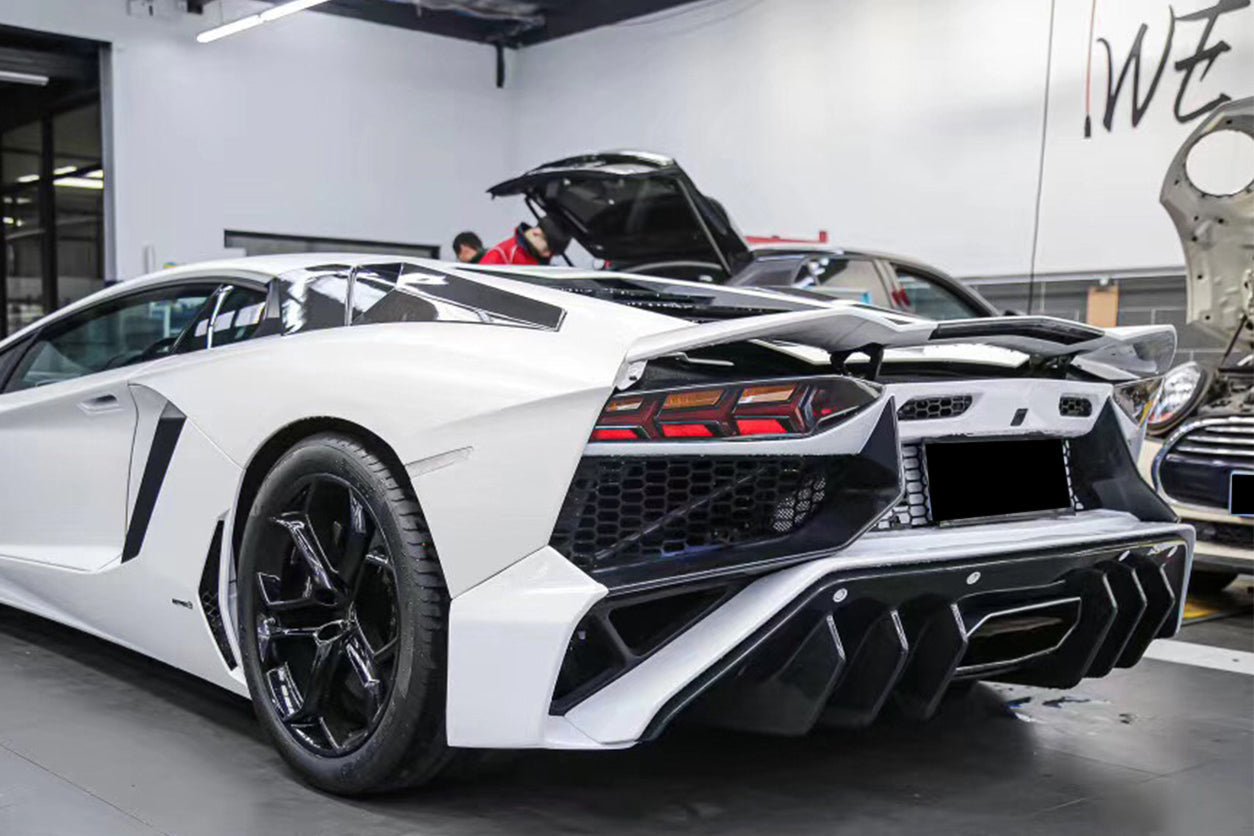 2011 - 2016 Lamborghini Aventador LP700 LP740 Coupe & Roadster SV Style Rear Bumper
