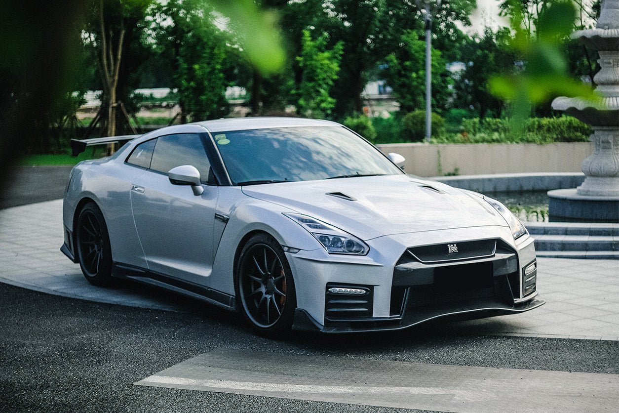 2008-2016 Nissan GTR (R35) Ver17 NSM Style Carbon Fiber Body Kit