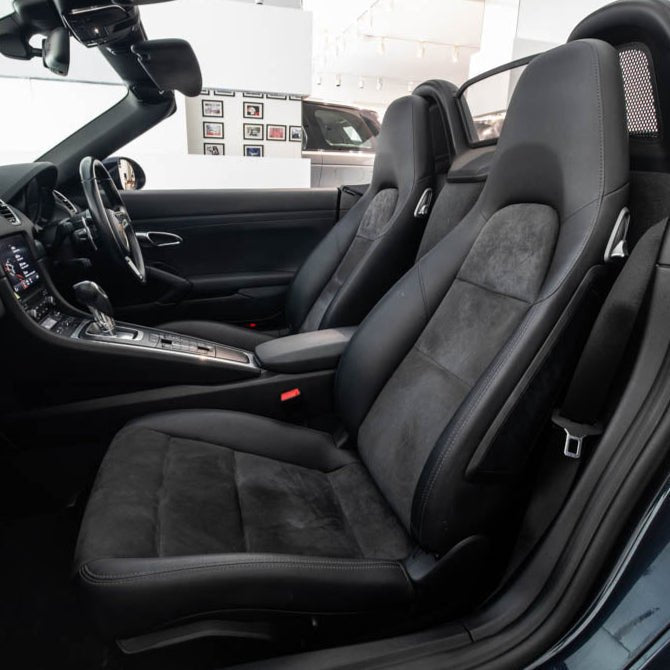 Porsche 718 Cayman 982 Custom Leather Seat Covers 2017-Up