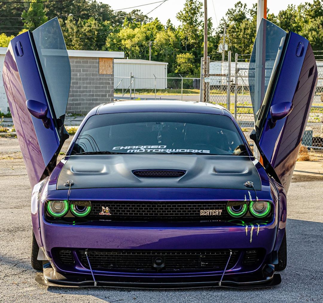 Dodge Challenger Vertical Lambo Door Conversion Kit 2009-2021