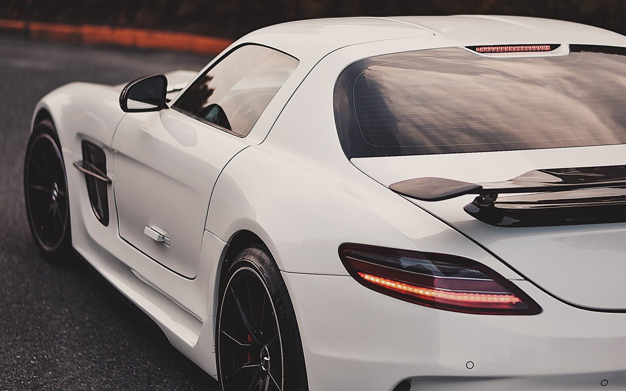 2010 - 2015 Mercedes Benz W197 SLS AMG BKSS Style Side Skirts & Fender