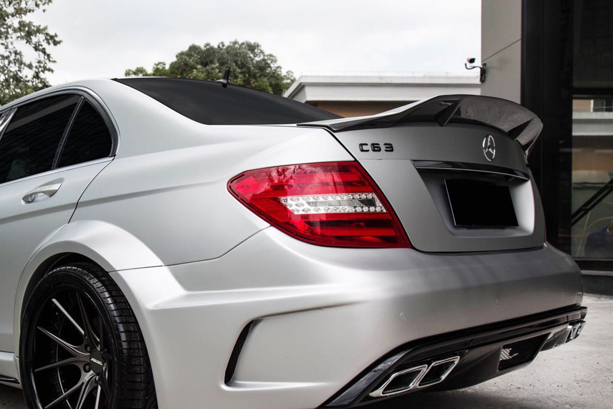 2008 - 2014 Mercedes Benz W204 C Class/ C63 AMG Sedan RT Style Carbon Fiber Trunk Spoiler