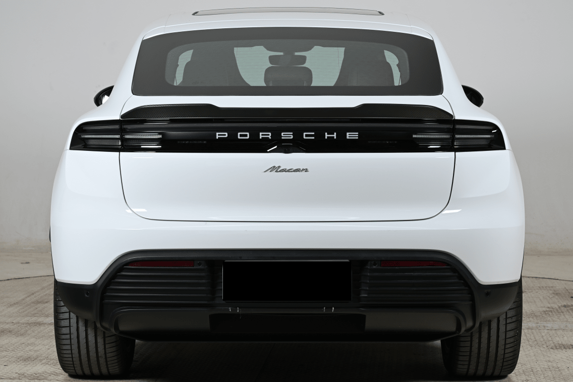 Carbonado 2024-2025 Porsche 95c Macan KDA Style Dry Carbon Fiber Trunk Spoiler - Carbonado