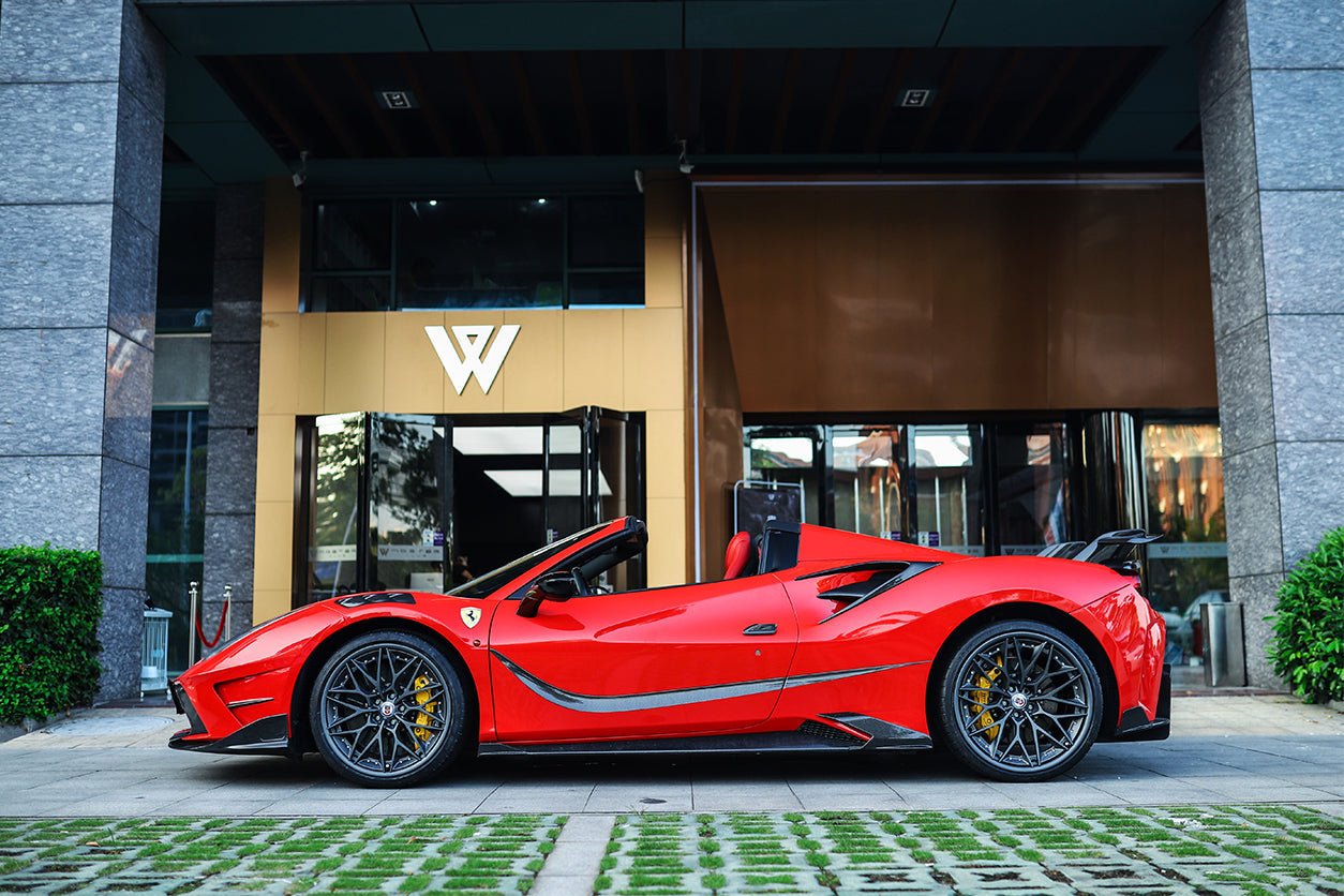 2015 - 2020 Ferrari 488 GTB & Spyder & F8 MSY Style Carbon Fiber Door Handle Cover