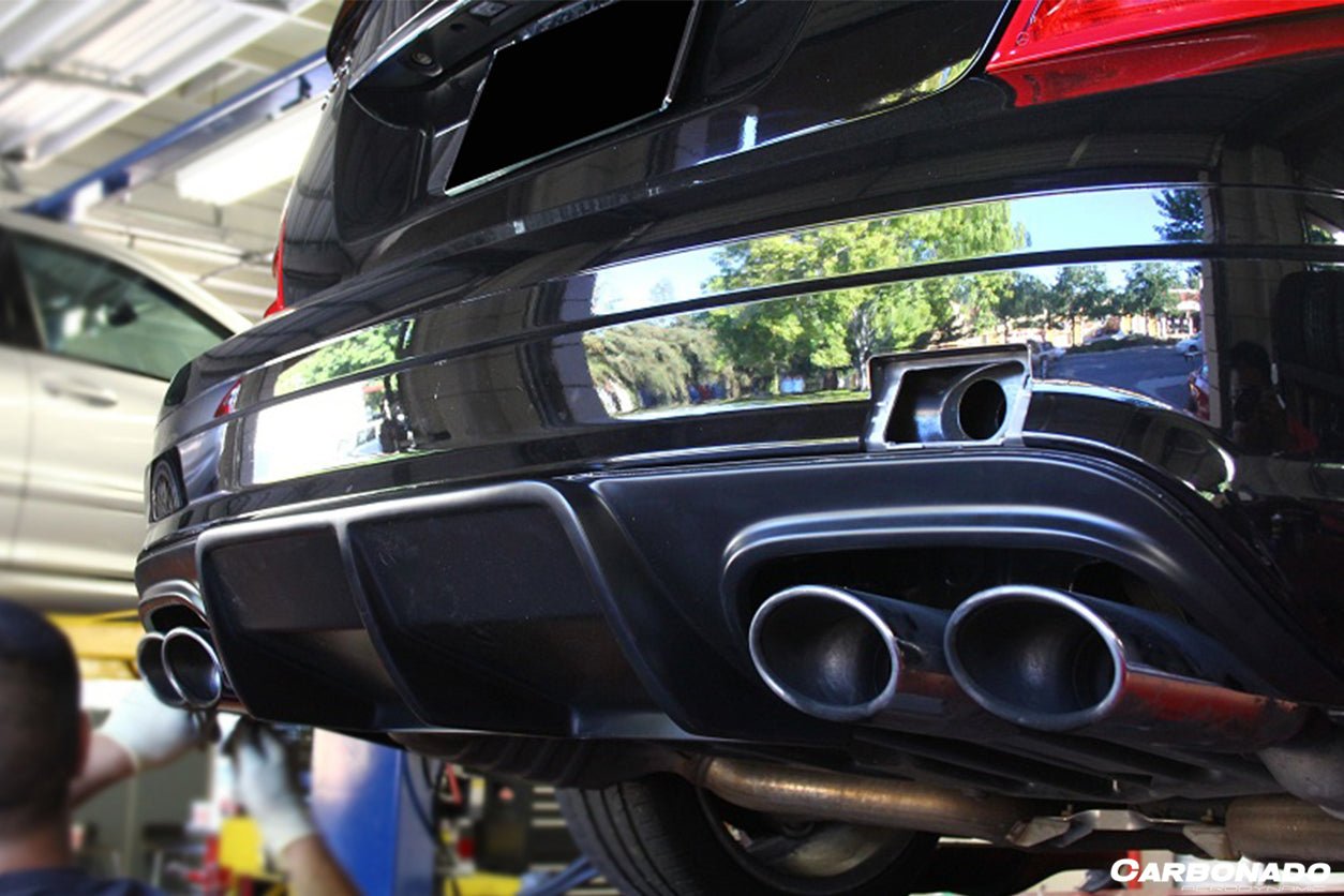2008 - 2011 Mercedes Benz W204 C63 AMG AK Style Carbon Fiber Rear Lip