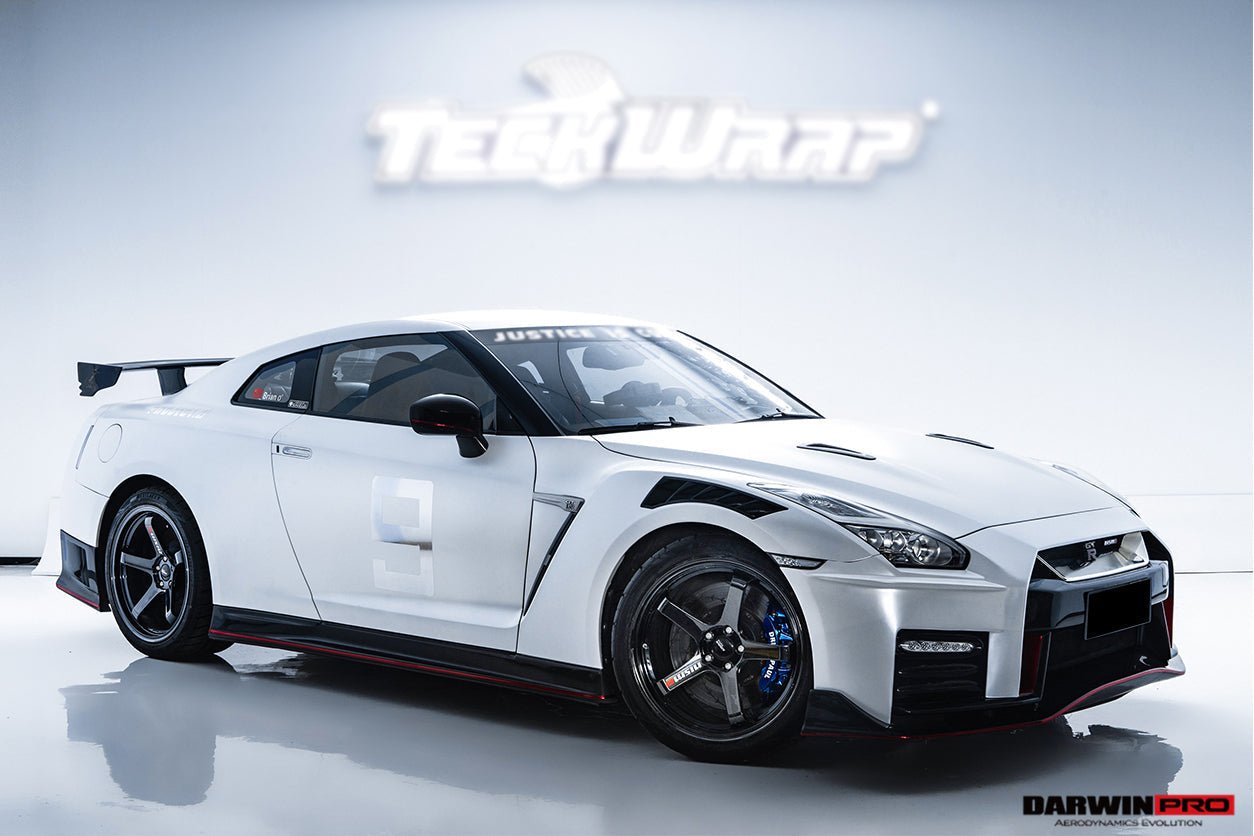 2008-2016 Nissan GTR (R35) Ver17 NSM Style Carbon Fiber Front Bumper