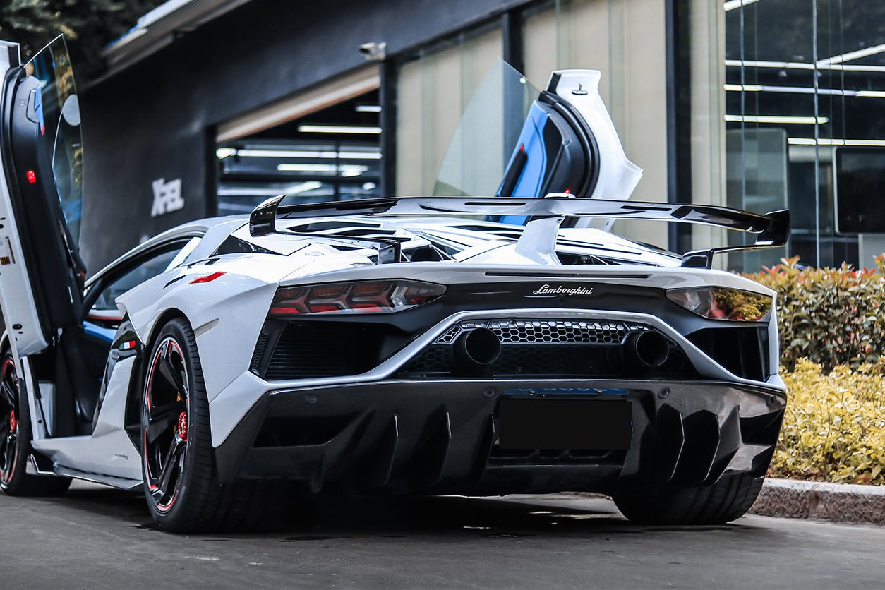 2011-2021 Lamborghini Aventador SVJ Style Dry Carbon Fiber Rear Bumper