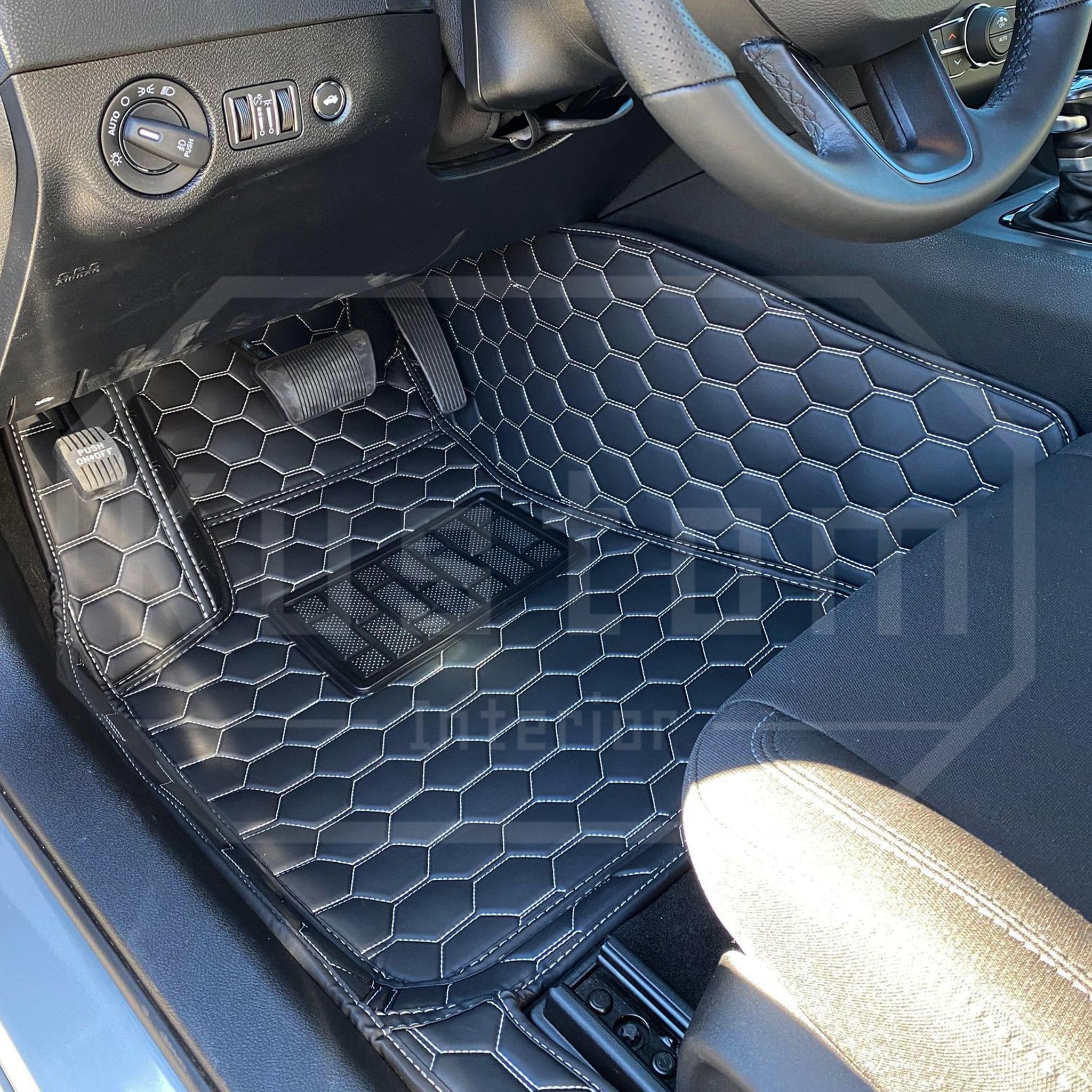 2015-dodge-charger-custom-honeycomb-leather-floor-mat-linersBlack W/ White Stitching