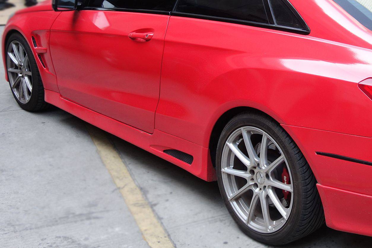 2010-2013 Mercedes Benz E Class W207 Coupe LRS Style Side Skirts - Carbonado