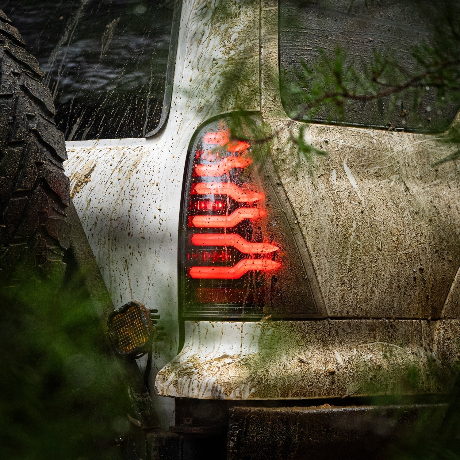 03-09 Toyota 4Runner LUXX-Series LED Tail Lights Black Red | AlphaRex