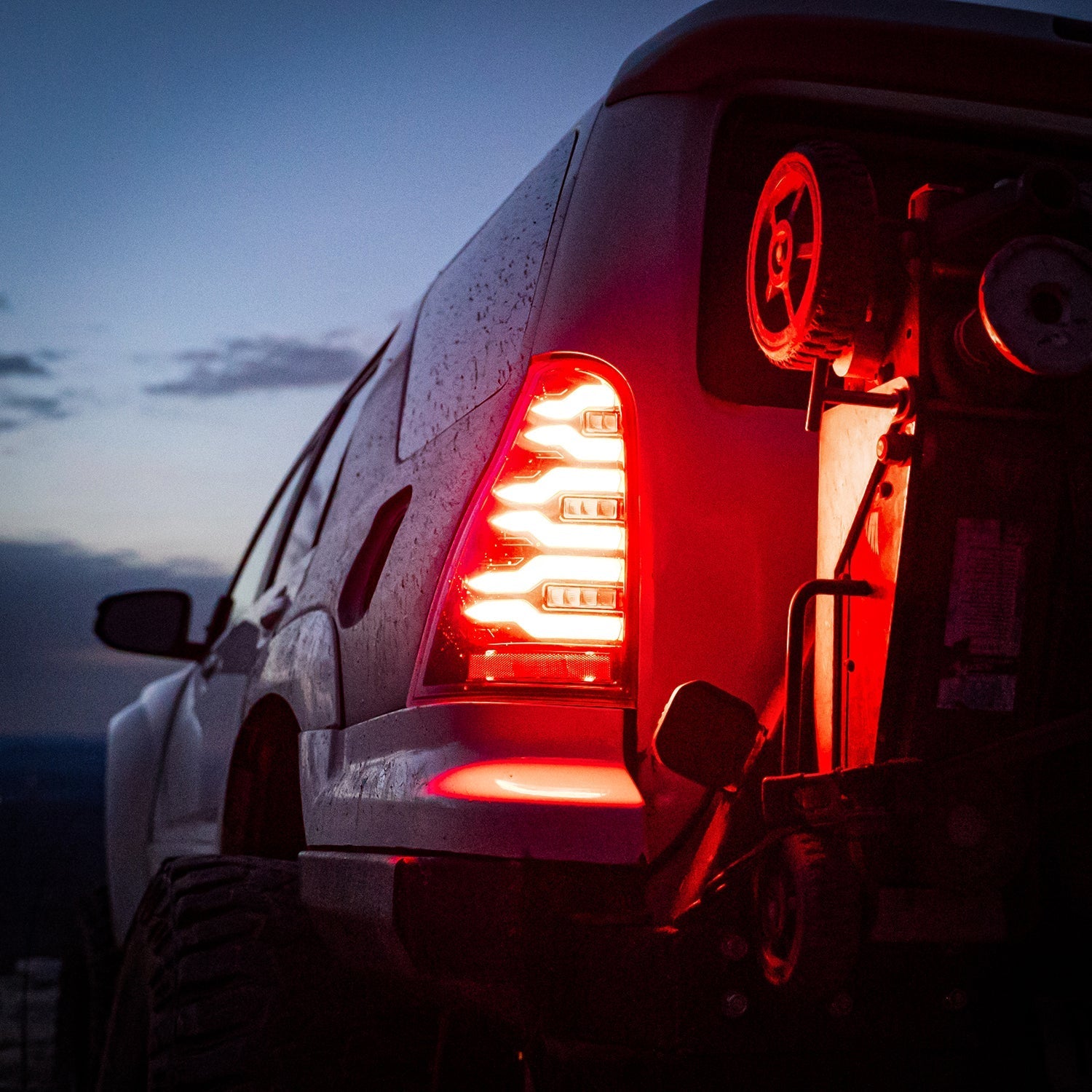 03-09 Toyota 4Runner LUXX-Series LED Tail Lights Black Red | AlphaRex