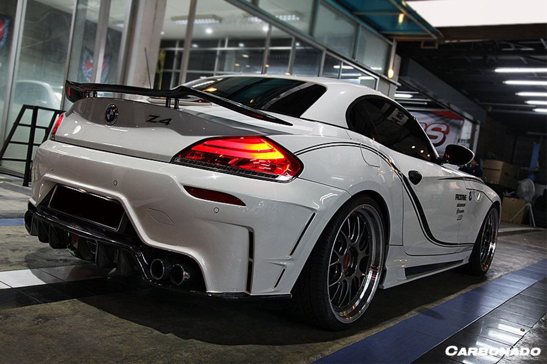 2009-2016 BMW Z4 (E89) RW Style Rear Bumper