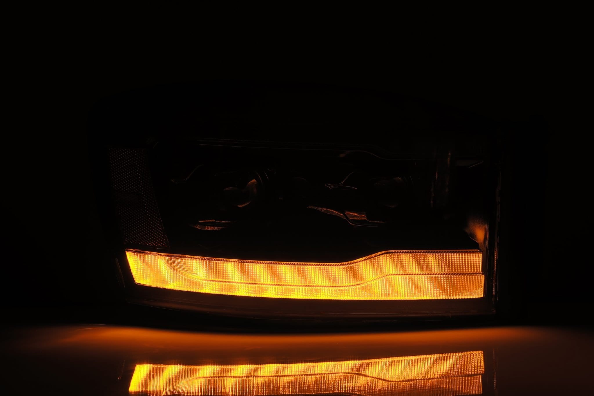 06-08 Dodge Ram LUXX-Series LED Projector Headlights Black | AlphaRex