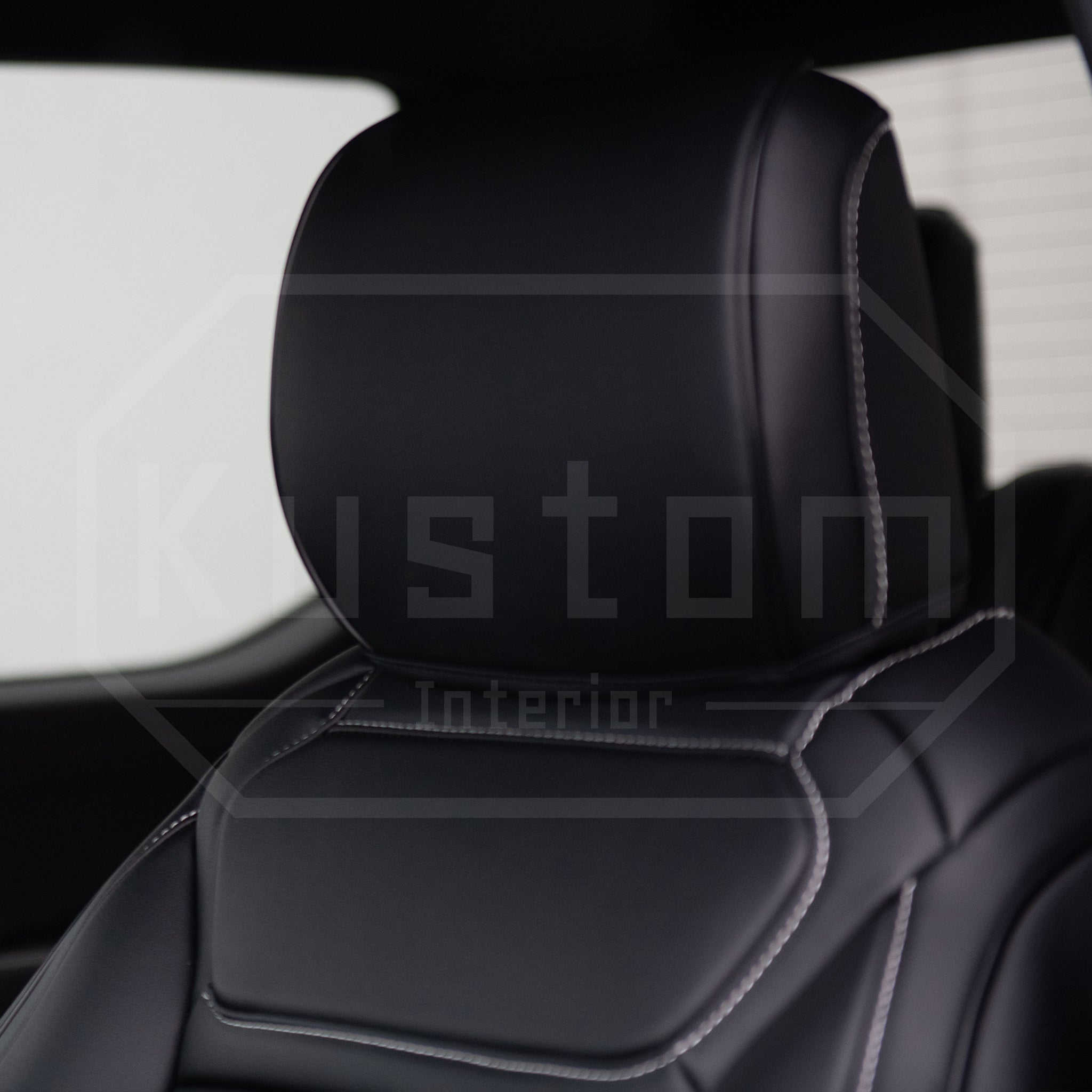 2021-ford-f-150-premium-custom-seat-coversSuperCrew (Crew Cab) W/ Standard Center Console
