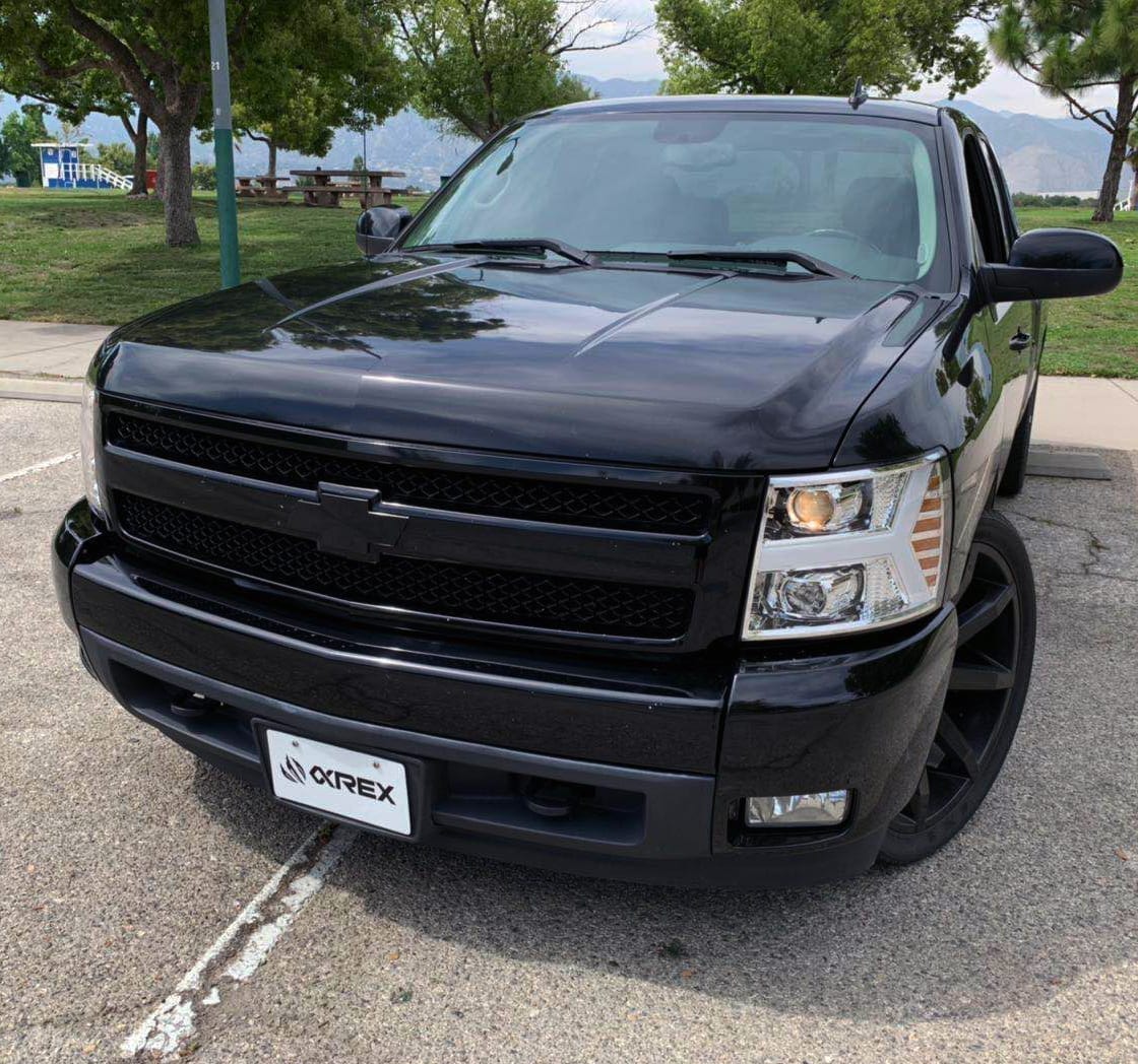 07-13 Chevrolet Silverado LUXX-Series LED Projector Headlights Chrome | AlphaRex