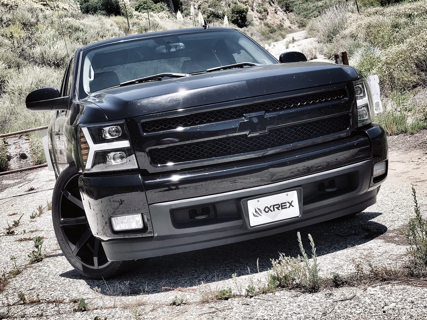 07-13 Chevrolet Silverado LUXX-Series LED Projector Headlights Jet Black | AlphaRex