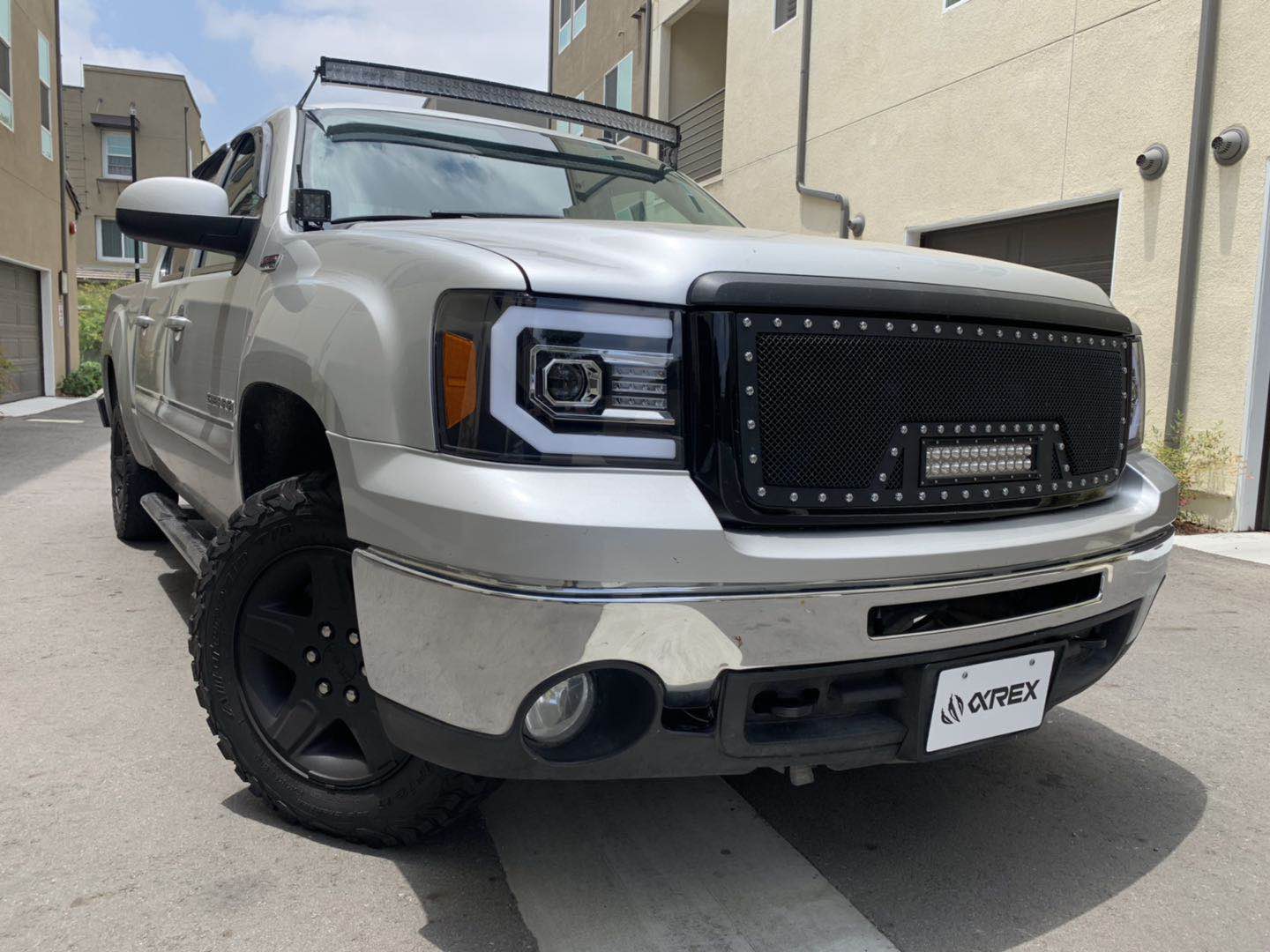 07-13 GMC Sierra PRO-Series Halogen Projector Headlights Black | AlphaRex