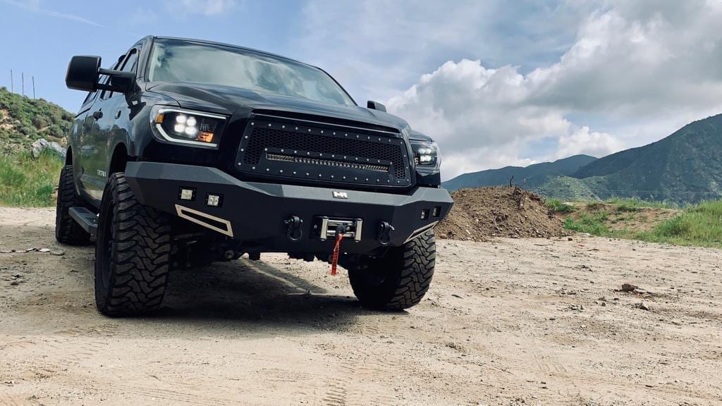 07-13 Toyota Tundra/08-17 Toyota Sequoia NOVA-Series LED Projector Headlights Black (With Level Adjuster) | AlphaRex