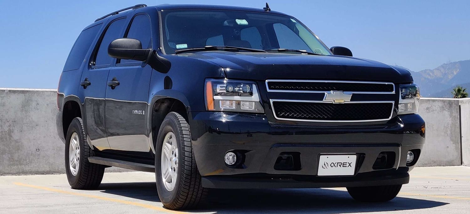07-14 Chevrolet Tahoe/Suburban/07-13 Avalanche LUXX-Series LED Projector Headlights Black | AlphaRex